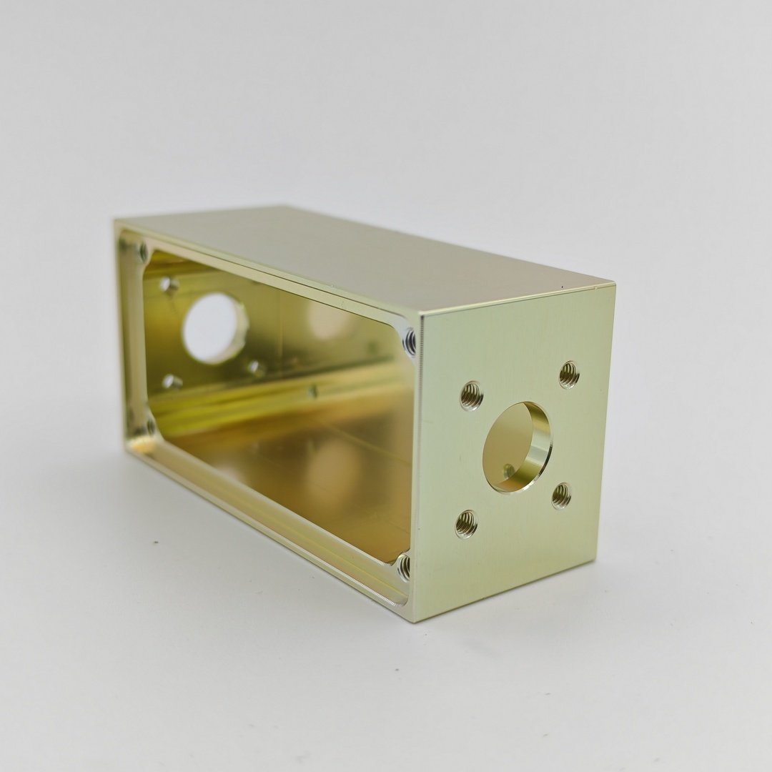 BNC外壳 铝材 屏蔽盒  长60mm宽30mm高25mm 射频盒子  电磁屏蔽,电子元器件市场,机柜/机箱/壳体,淘宝优惠券,粉丝福利购,淘宝优惠卷