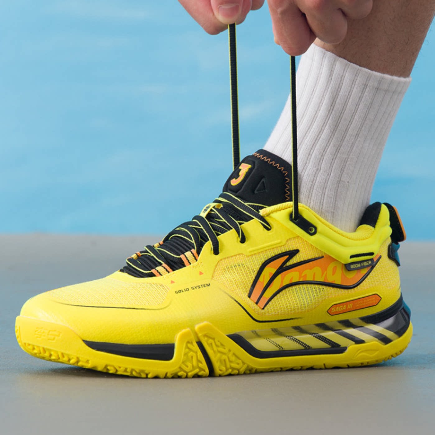 李宁LINING  贴地飞行ⅢPRO 耐磨 回弹 减震透气羽毛球鞋 AYAV001