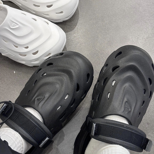 adidas Maxxclog 耐磨 透气舒适 凉鞋 黑色/亮金属铁灰/碳黑