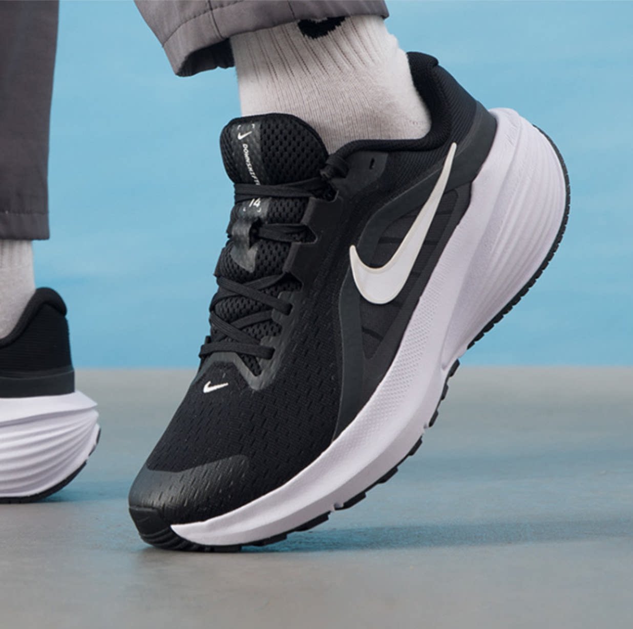 耐克NIKE DOWNSHIFTER 14男鞋冬季运动网面减震跑步鞋IB1895-002