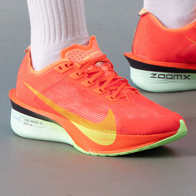 NIKE/耐克竞速碳板鞋VAPORFLY NEXT%4 马拉松跑步鞋HF6412-600