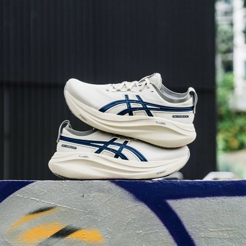 Asics/亚瑟士缓震回弹轻便跑鞋