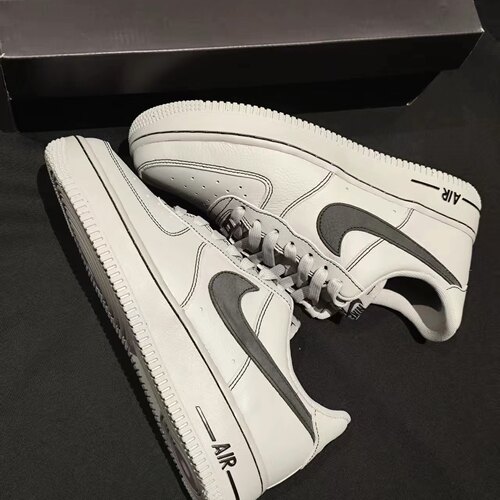Nike/耐克 Air Force 1空军一号AF1经典运动休闲鞋板鞋HQ2037-004