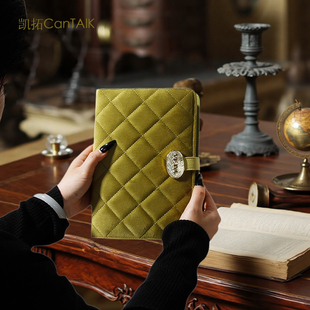 巴黎雅书册首饰收纳包牛油果绿翻页防氧化首饰收纳册高档精致礼物