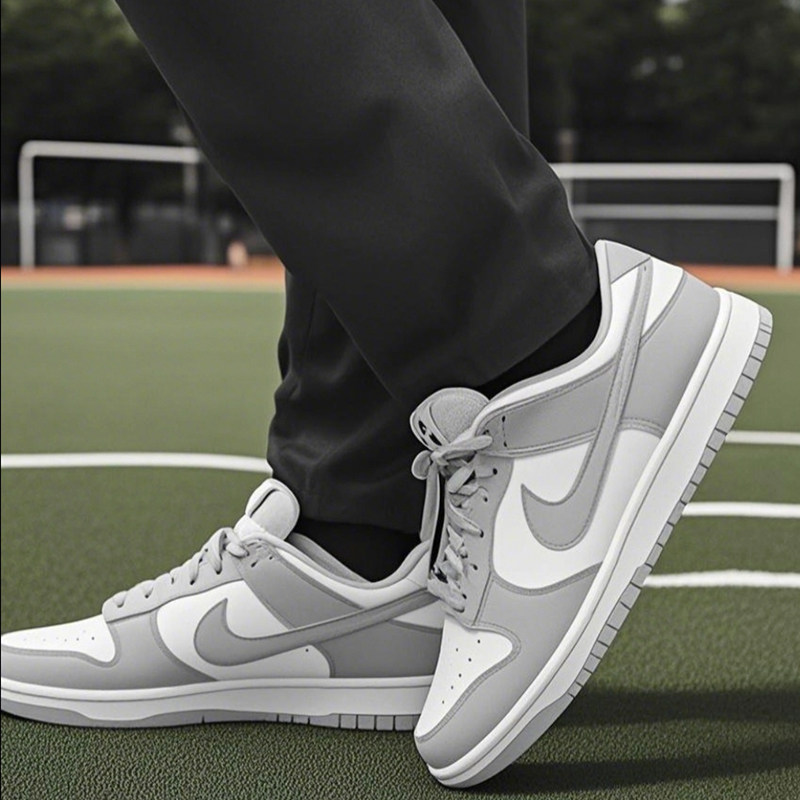 Nike/耐克 Dunk LOW RETRO 耐磨低帮板鞋 男女同款白色HF5441-105 - 实物图
