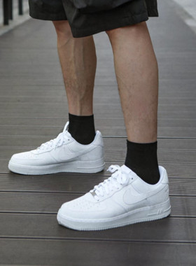 耐克AF1低帮板鞋男款白色