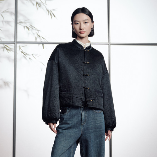 婉甸2025年冬季新品黑色短款新中式外套1244R02DM1