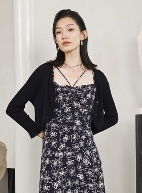 婉甸2025夏季新品黑色毛织开衫1242W08RS2