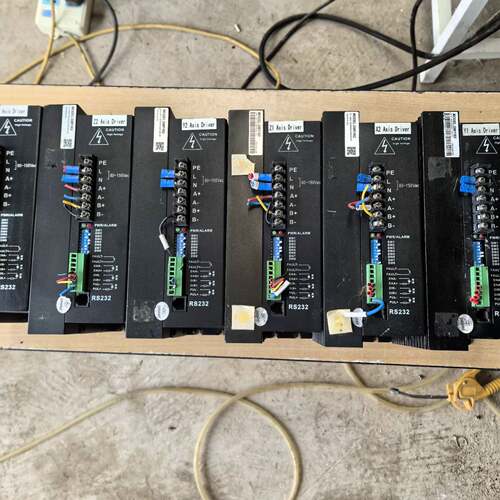 可维修驱动 DM1182 6台 图片实物拍摄 成色如图议价