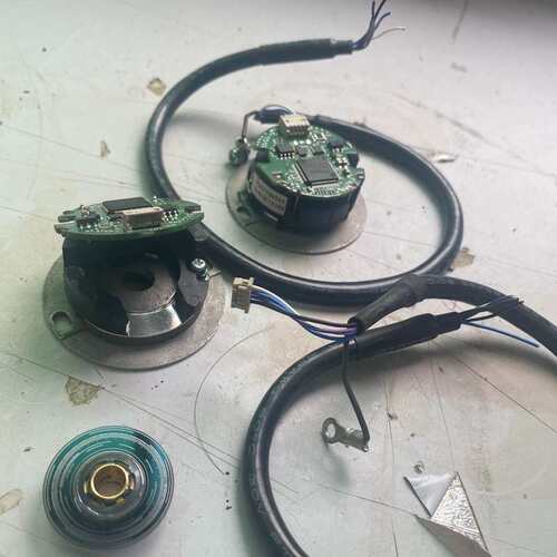 议价TAMAGAWA多摩川编码器 TS5710N244，可维修