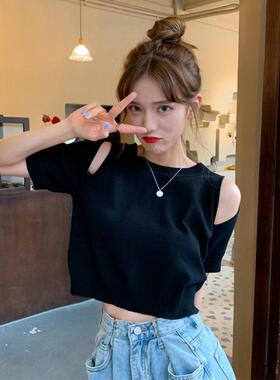 夏季甜辣妹黑色薄款短袖针织衫露肩T恤女设计感小众短款露脐上衣