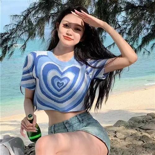 港味爱心撞色短袖针织衫女夏季新款纯欲甜辣短款露脐修身显瘦上衣