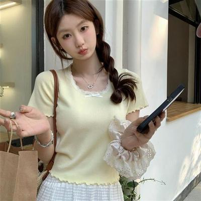 韩系蕾丝拼接镂空短袖针织衫T恤女方领冰丝薄款气质修身短款上衣
