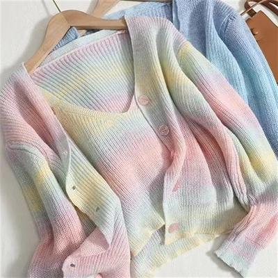 现货2023新款宽松洋气小清新渐变毛衣针织开衫+彩虹小吊带两件套