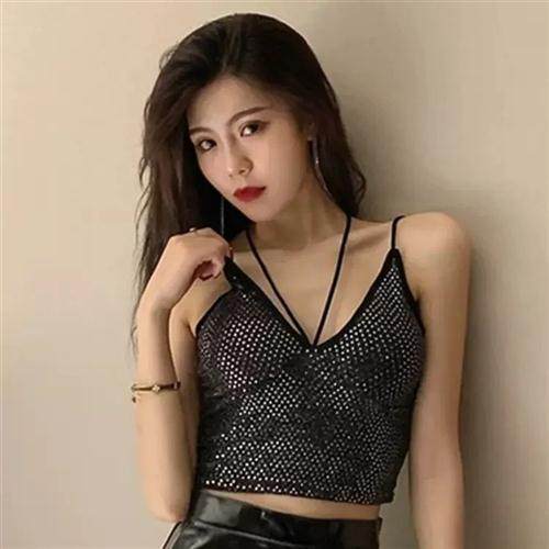 纯欲风露背亮闪闪挂脖背心女新款外穿显瘦吊带交叉上衣薄款蹦迪
