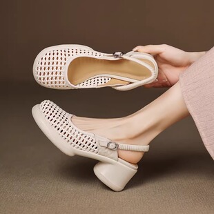 度假风包头凉鞋女夏法式镂空编织软底低跟小个子凉拖舒适罗马凉鞋