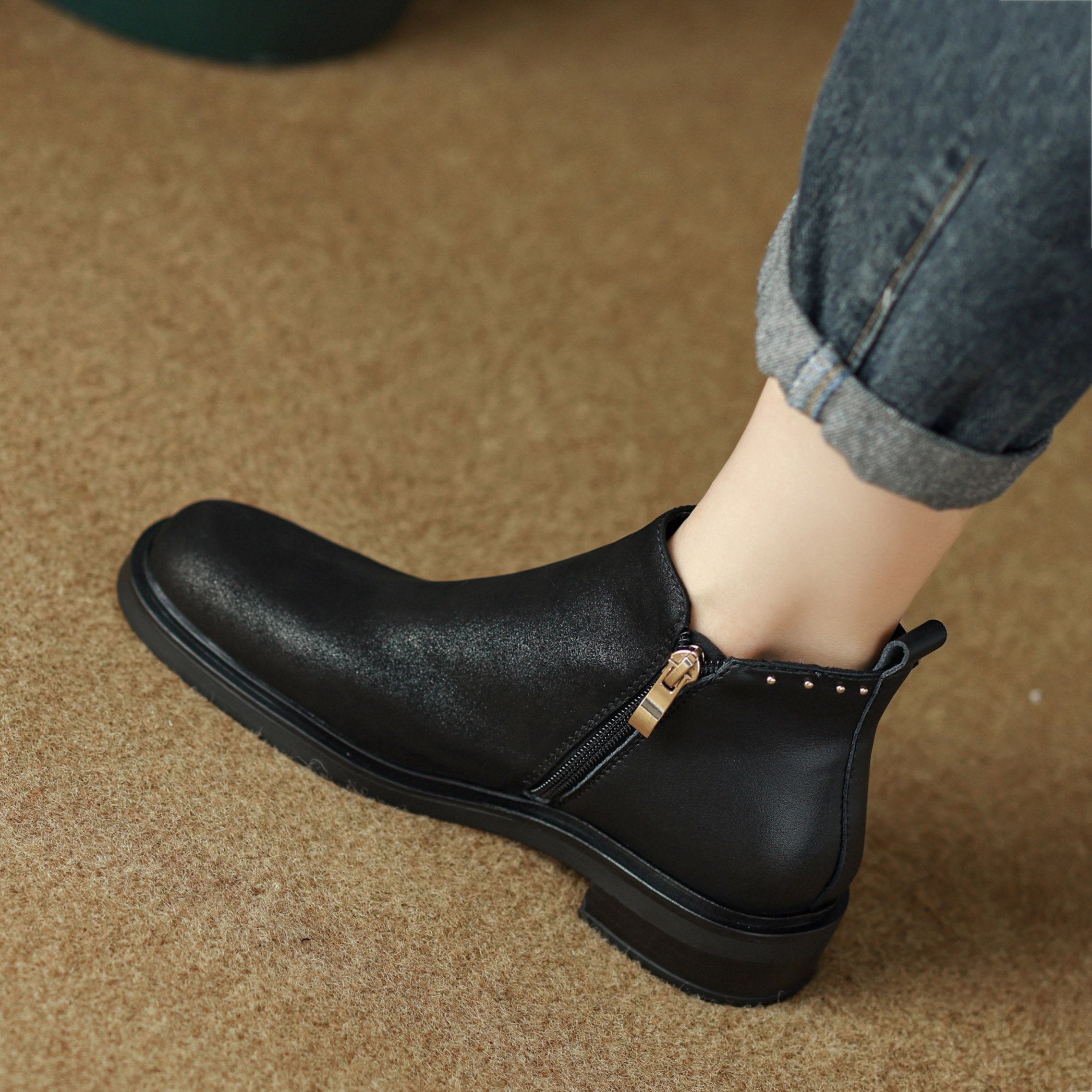 STUDDED SHORT CHELSEA BOOTS WOMENS FLAT ROUND TOE GENUINE VINTAGE SIDE ZIPPER LOW HEEL FRENCH BOOTIES ANKLE BOOTS