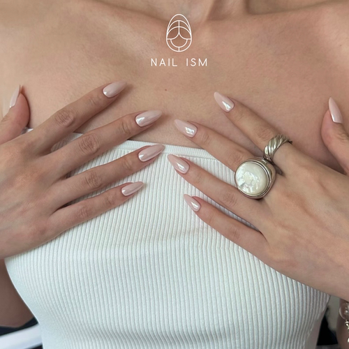 【NAILISM 海莉美甲】橡皮粉蹭粉海莉美甲杏仁甲穿戴甲Jaden同款