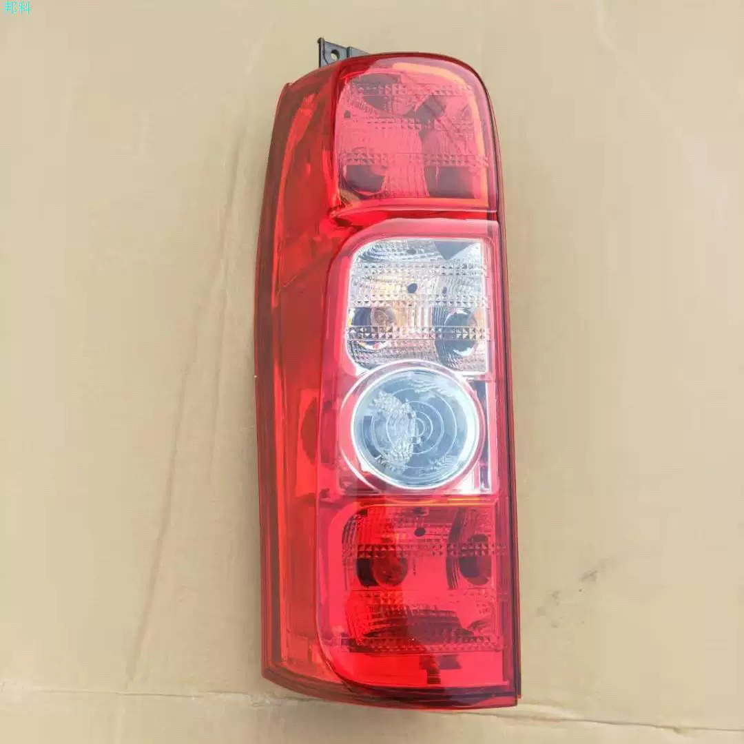 适配长安睿行M80后尾灯M60尾灯后灯M70倒车转向灯罩后刹车灯总成
