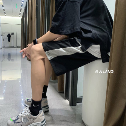 2021男装潮牌学生五分裤子男韩版潮流宽松直筒运动短裤条纹沙滩裤