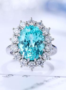 18K金镶嵌椭圆形蓝宝石戒指