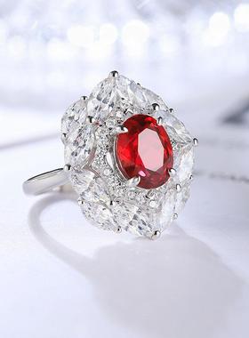 18K金镶嵌育红宝石戒指