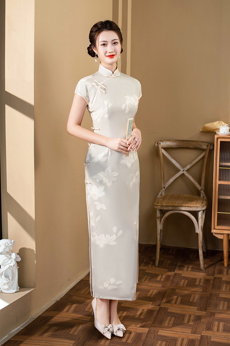 日常可穿旗袍裙2026新款夏季气质新中式素雅浅色年轻款连衣裙礼服