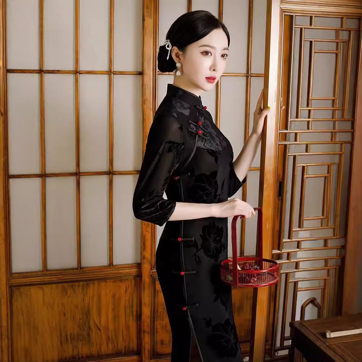 2026黑色春夏季新款中老年女士中袖袖旗袍长款复古改良礼服连衣裙