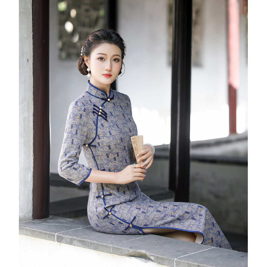 长袖旗袍2026秋冬保暖连衣裙中年女妈妈格子日常礼服复古民国风