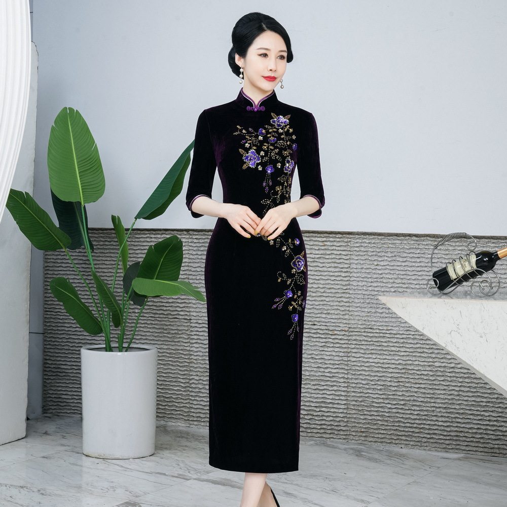 2026春秋装新款改良丝绒旗袍女长款气质喜婆婆婚敬酒服七分袖妈妈