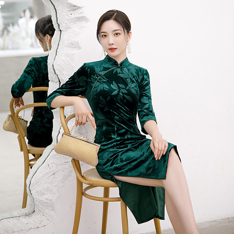 七分袖宴会复古风妈妈款修身旗袍