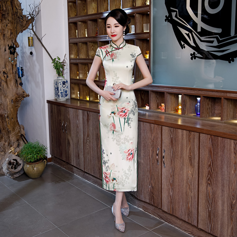 旗袍长款2025春新款改良端庄大气少女日常宴会礼服连衣裙修身显瘦