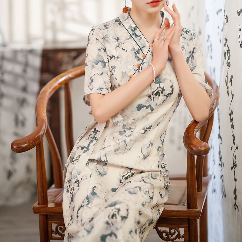 低领新中式奥黛改良旗袍新款2025年轻款女平时可穿收腰连衣裙夏季