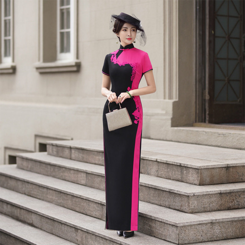 2026新款时尚玫红撞色拼接改良版年轻款旗袍演出服 大码走秀旗袍