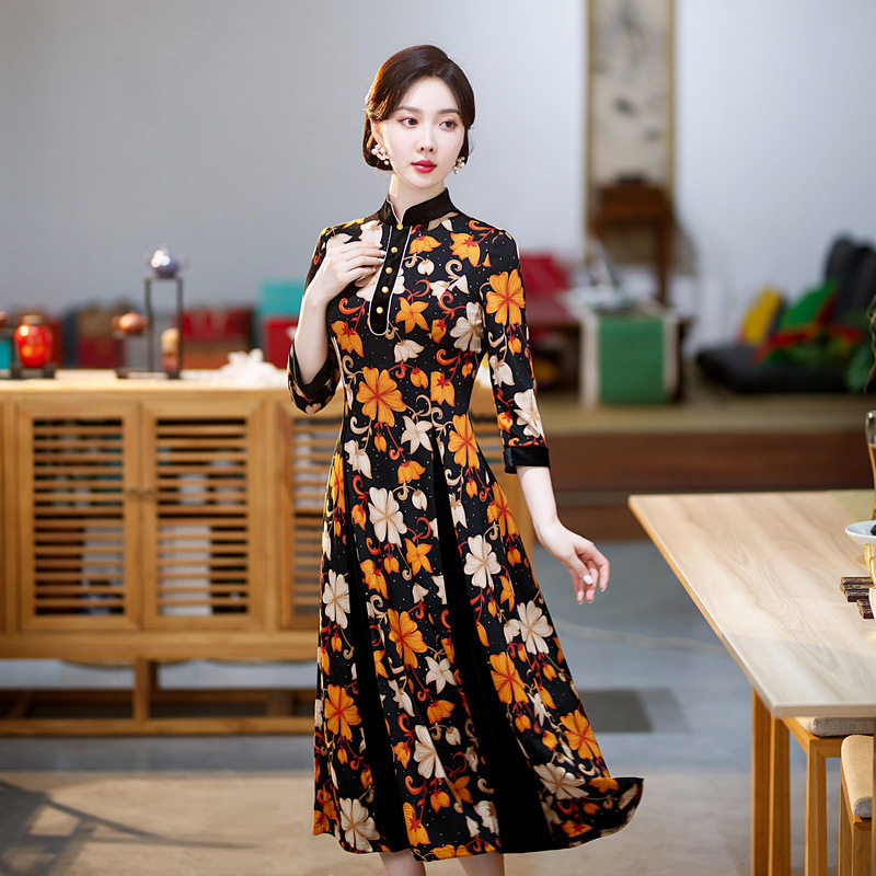 2026新款时尚改良复古修身显瘦满印花日常长款旗袍连衣裙礼服女