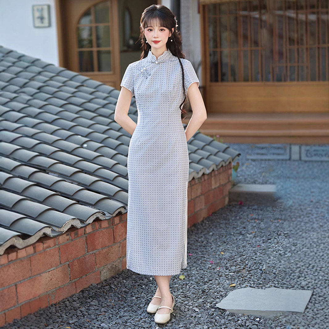 2026春季新款天丝提花改良现代旗袍学院风年轻款少女日常长连衣裙
