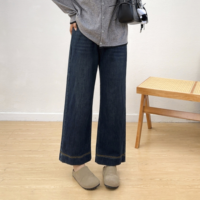 高腰宽松刺绣牛仔直筒裤