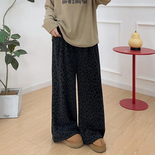 大码胖mm加绒加厚豹纹裤子宽松bf慵懒风阔腿休闲裤梨型糯米毛巾裤