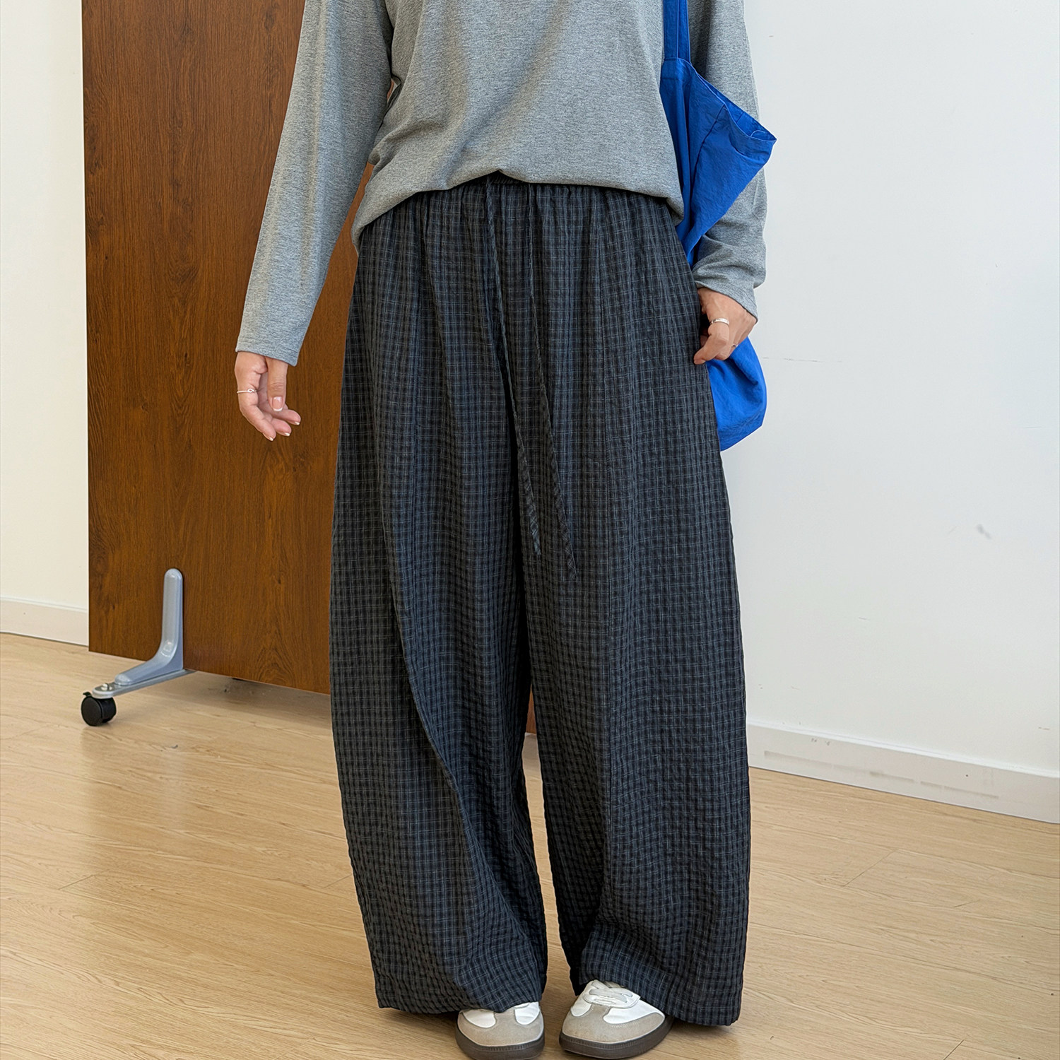 宛宛大码慵懒风格子裤女款胖mm显瘦裤子宽松阔腿裤新款直筒休闲裤图片