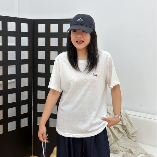宛宛大码女装夏季新款雪花棉刺绣休闲修身半短袖T恤胖mm宽松上衣