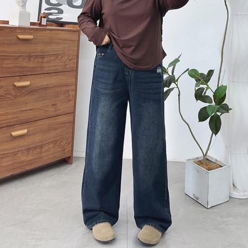 宛宛家牛仔裤百搭时尚