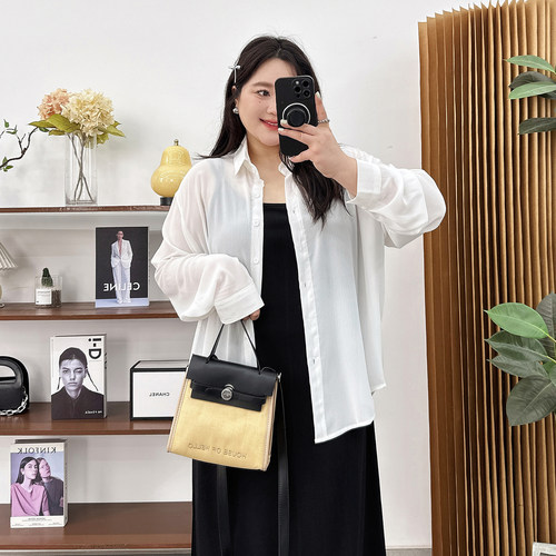 宛宛薄款肌理感防晒衬衫