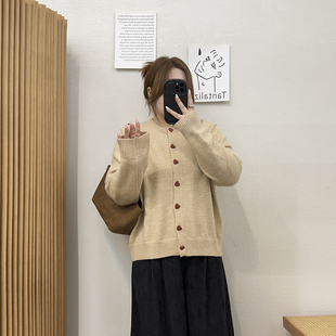 女装 宽松慵懒风爱心扣针织毛衣开衫 秋季 胖mm韩版 外套 新款 宛宛大码