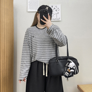 设计感慵懒风上衣 t恤秋季 宛宛大码 胖mm正肩磨毛条纹保暖打底长袖