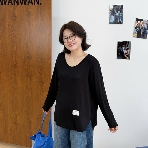宛宛大码女装秋季新款T恤长袖U型领宽松显瘦遮肉纯色简约胖mm上衣