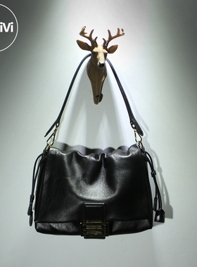 Airvivi-22S36-2025秋冬新款羊皮法棍包真皮小包女包腋下包云朵包