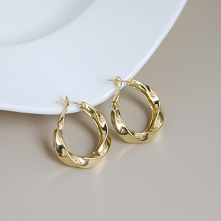 S925银针欧美冷淡风耳扣扭曲麻花耳环女简约大气金属耳圈2023新款