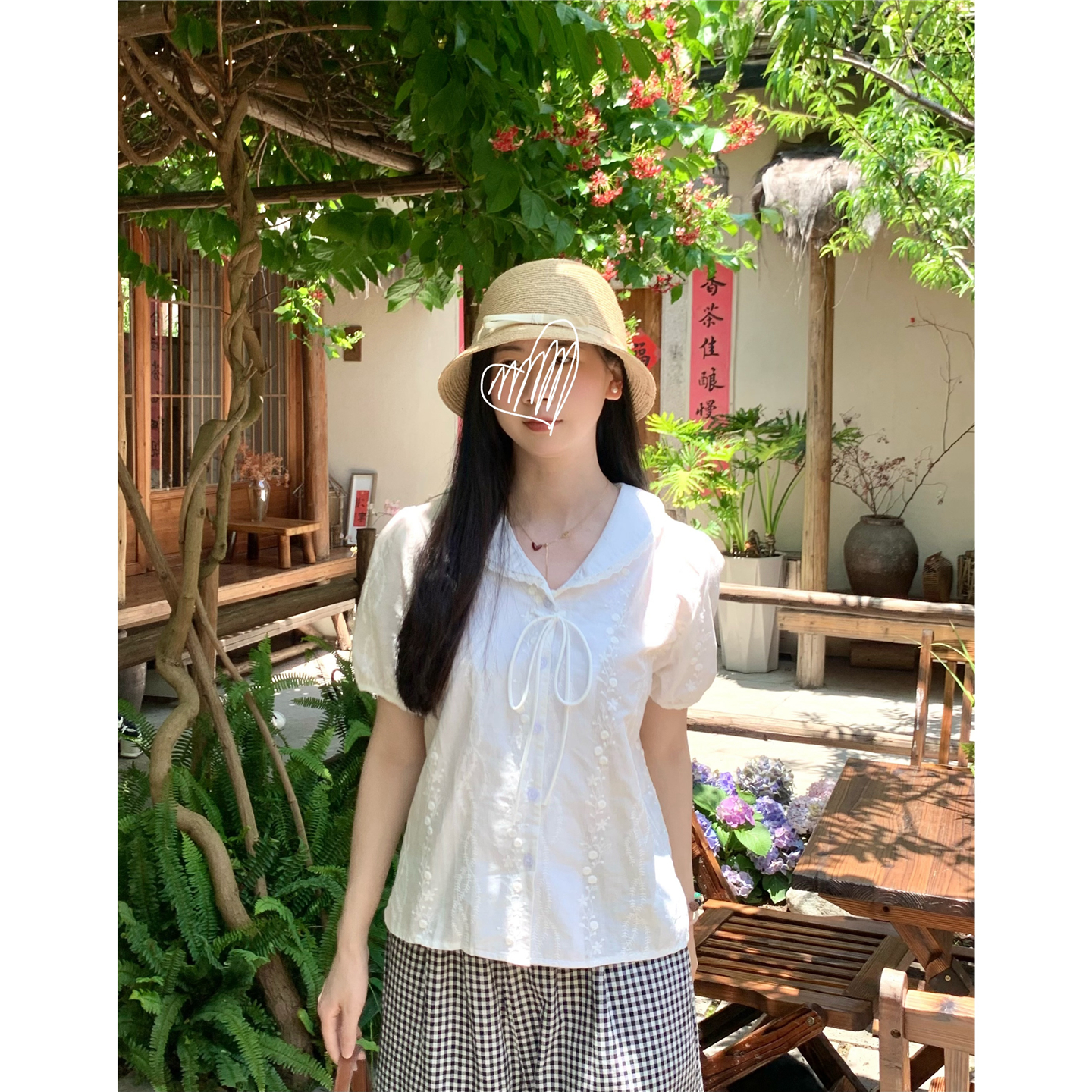 踏进银河甜美花边领白色刺绣衬衫