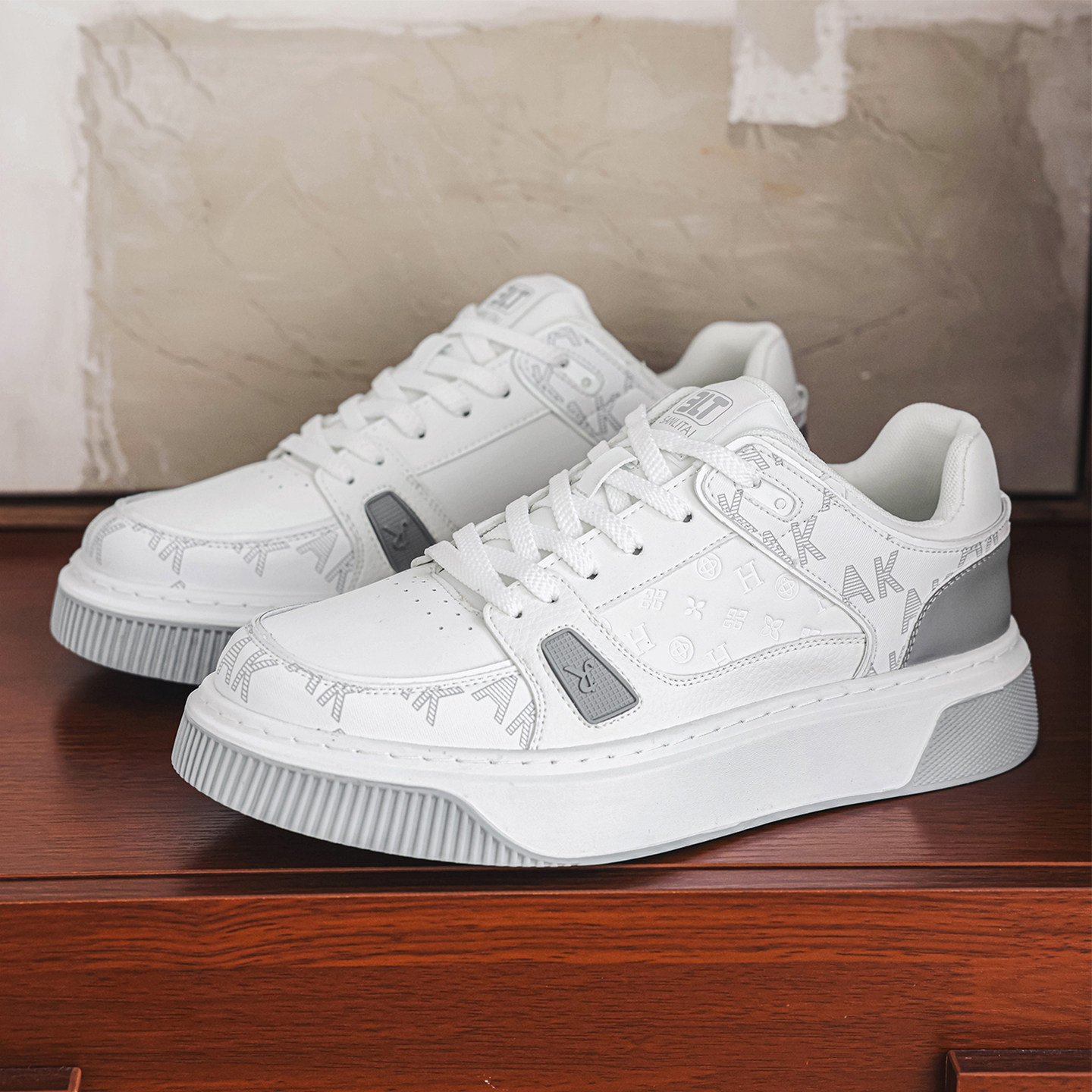 时尚休闲鞋45冬季新款大码男鞋46低帮板鞋47大码男鞋加宽小白鞋48,流行男鞋,时尚休闲鞋,淘宝优惠券,粉丝福利购,淘宝优惠卷