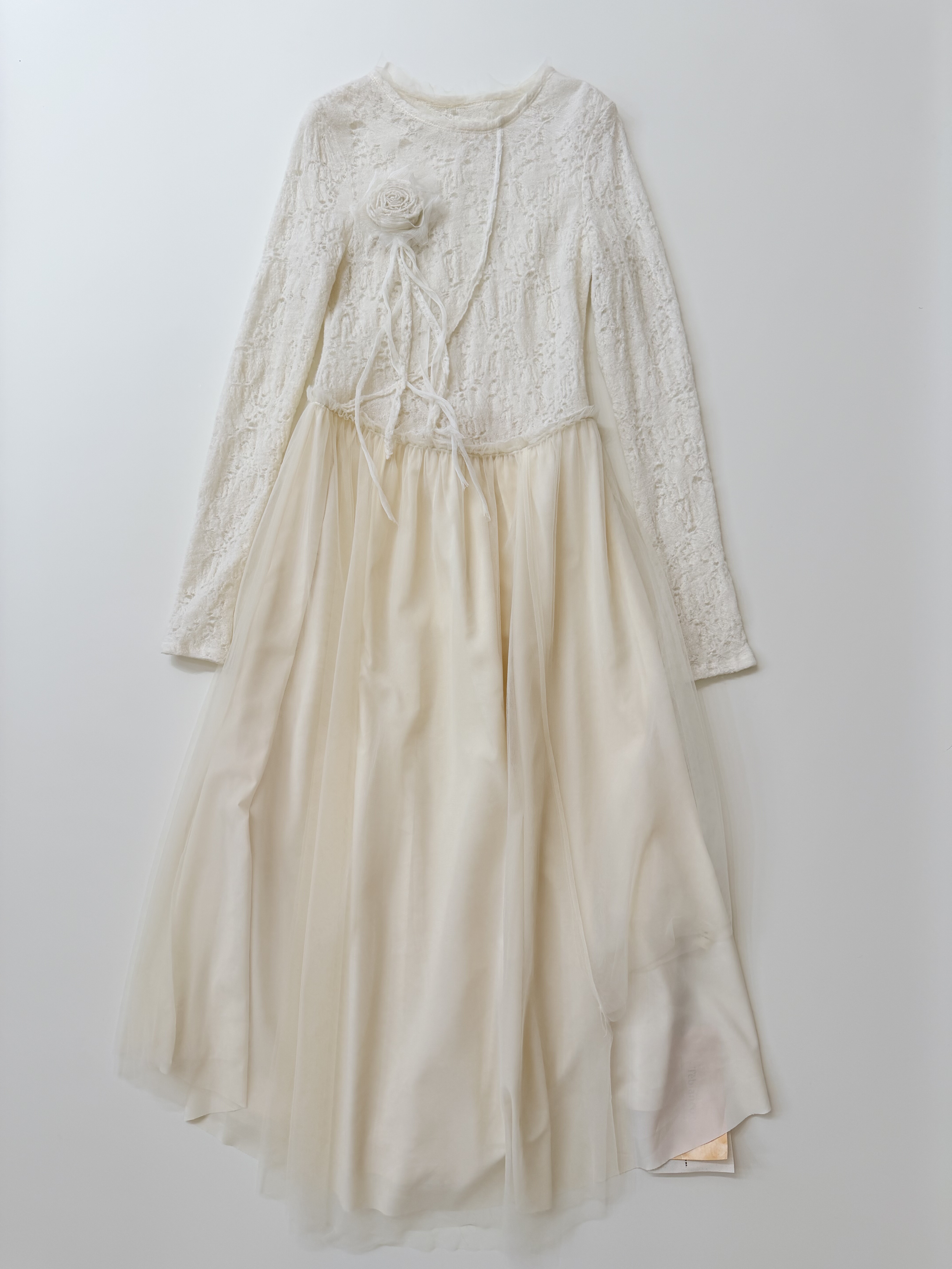 Tèbianco白茶•设计师款仙女手工花朵网纱拼接羊毛提花连衣裙